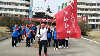 情系雷锋月 爱洒三月天