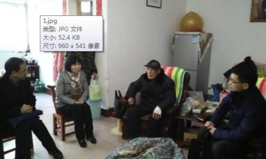 市教育局领导看望我校离休教师