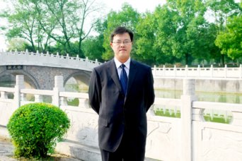 贺建志(生物教研组)