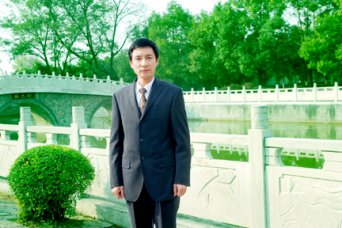 刘少元(物理教研组)