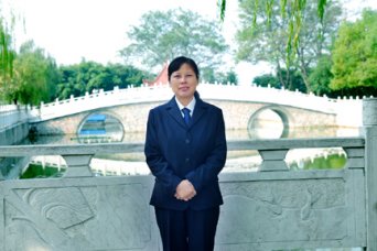 熊官凤(英语教研组)