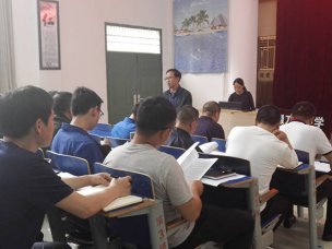 荆门市掇刀石中学召开创建文明单位工作部署暨培训会